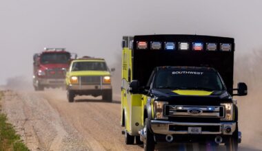 Snow and wind batter parts of US, with threat of thunderstorms and tornadoes starting later Sunday | National
