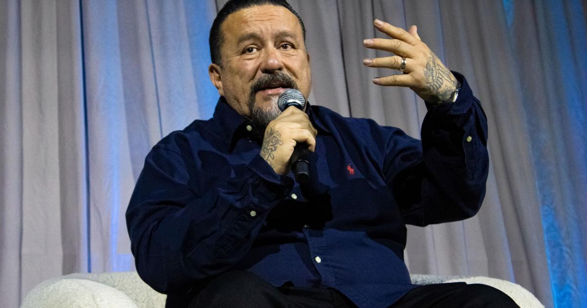 LA visual artist Mister Cartoon stresses creativity in Chicano community to CSUF | Lifestyle