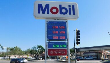 Gas prices approach $4 a gallon in U.S., $6 in California | California