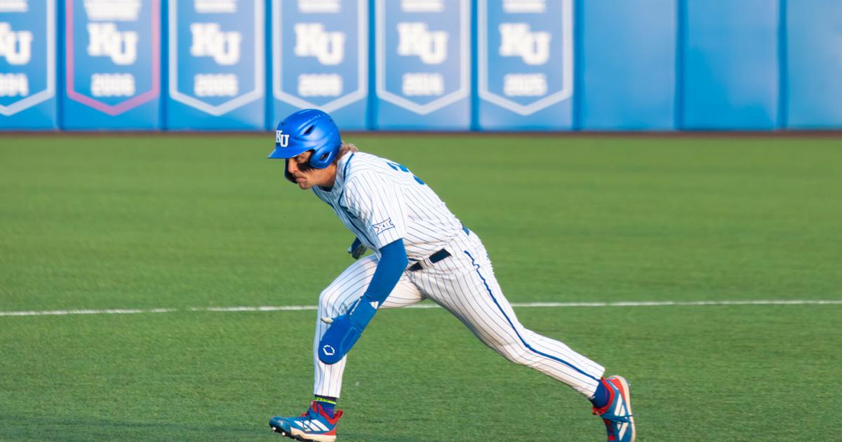 Mid-game surge leads Kansas baseball to blowout victory over Sacramento State | Sports