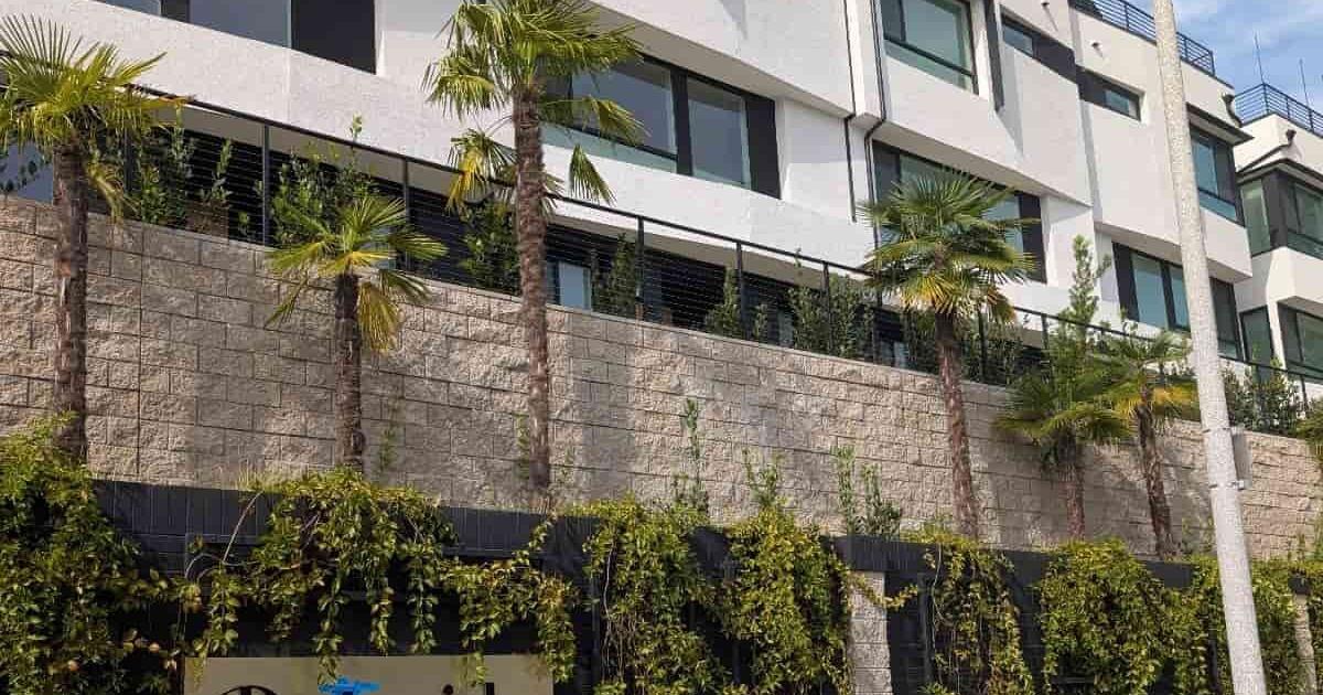 Guess the price of this two-bedroom, Glassell Park detached townhouse with rooftop patio | Elysian Valley News