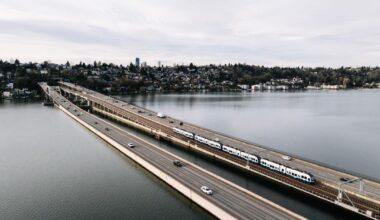 Bellevue and Seattle Connect with New Crosslake Light Rail | News