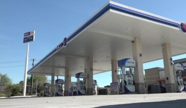 California gas prices jump as Iran conflict impacts fuel markets, AAA says