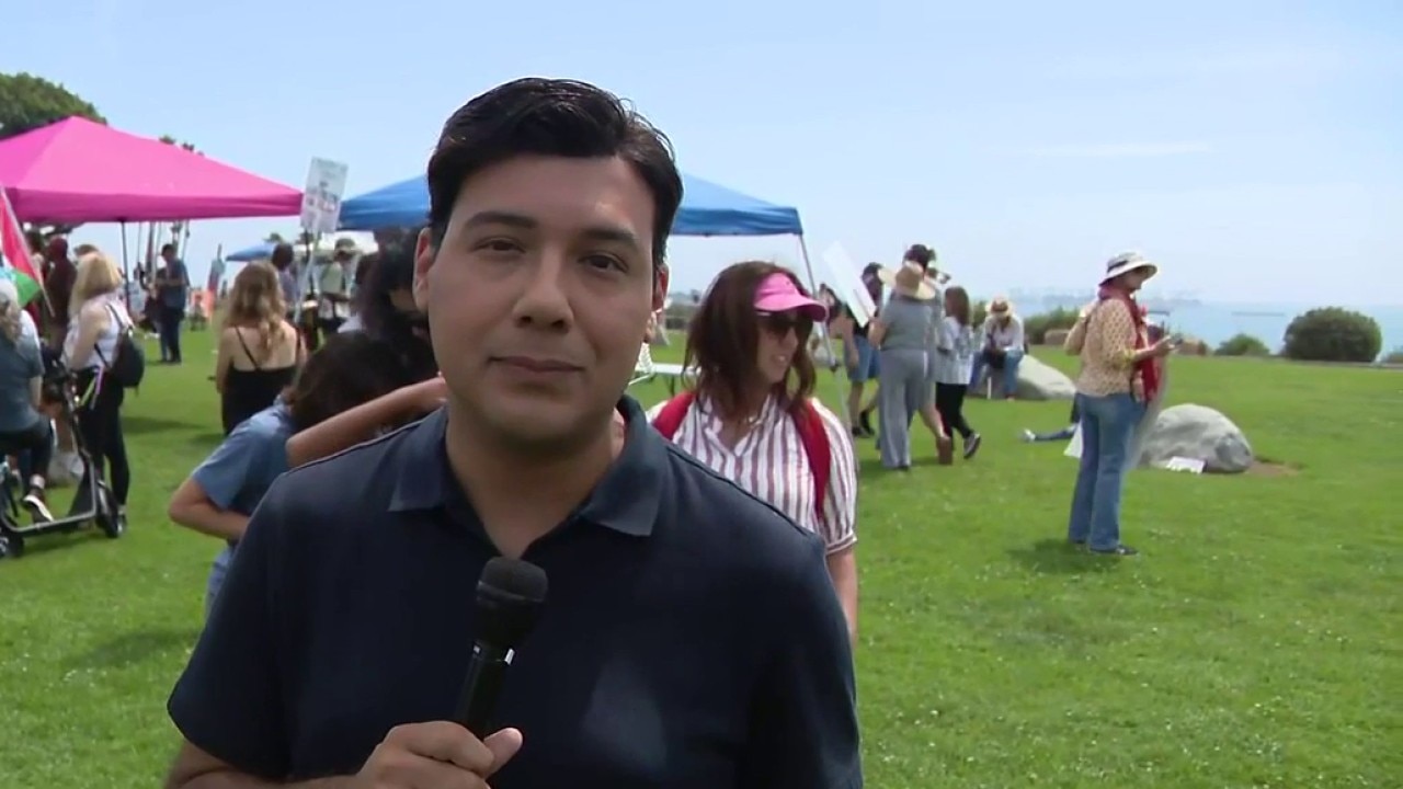 No Kings protest in Long Beach