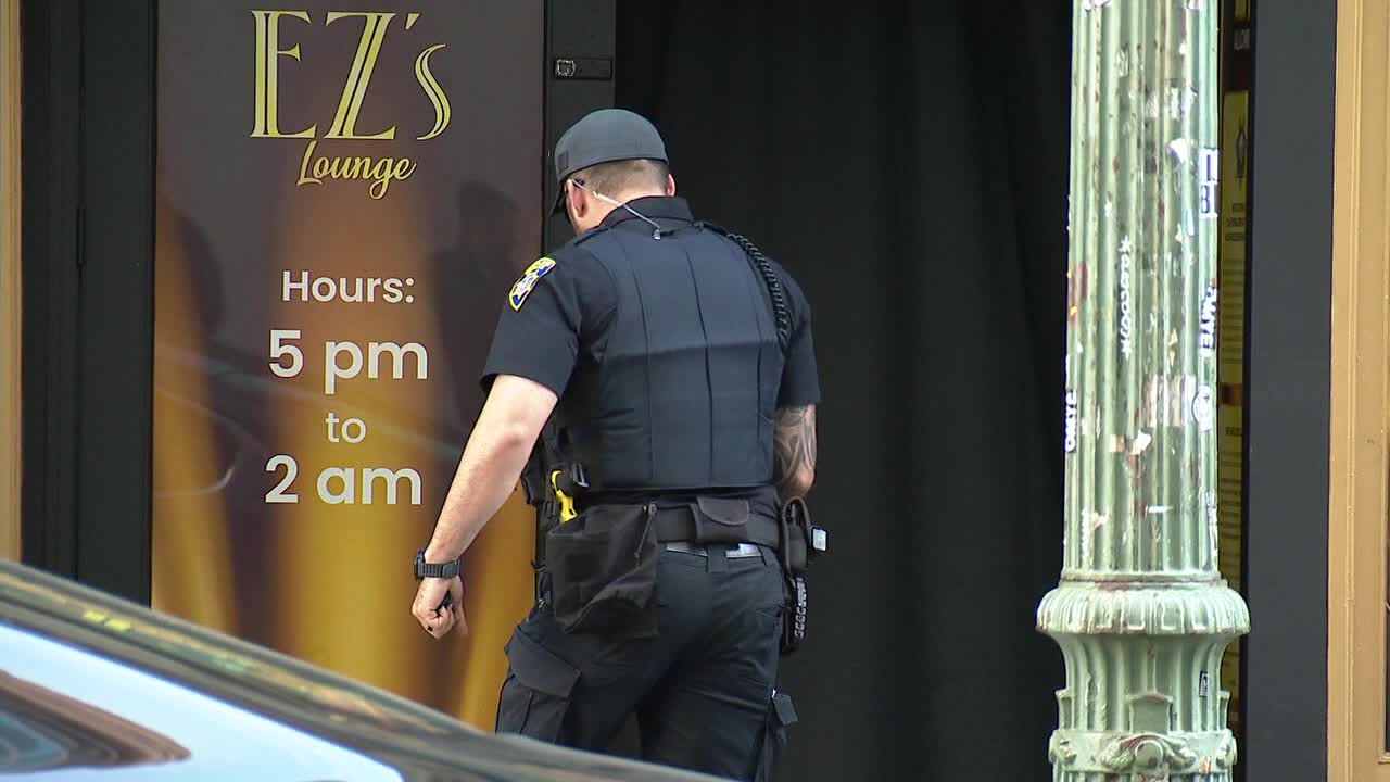 2 Oakland EZ's Lounge bar victims ID'd: English teacher, 25-year-old man