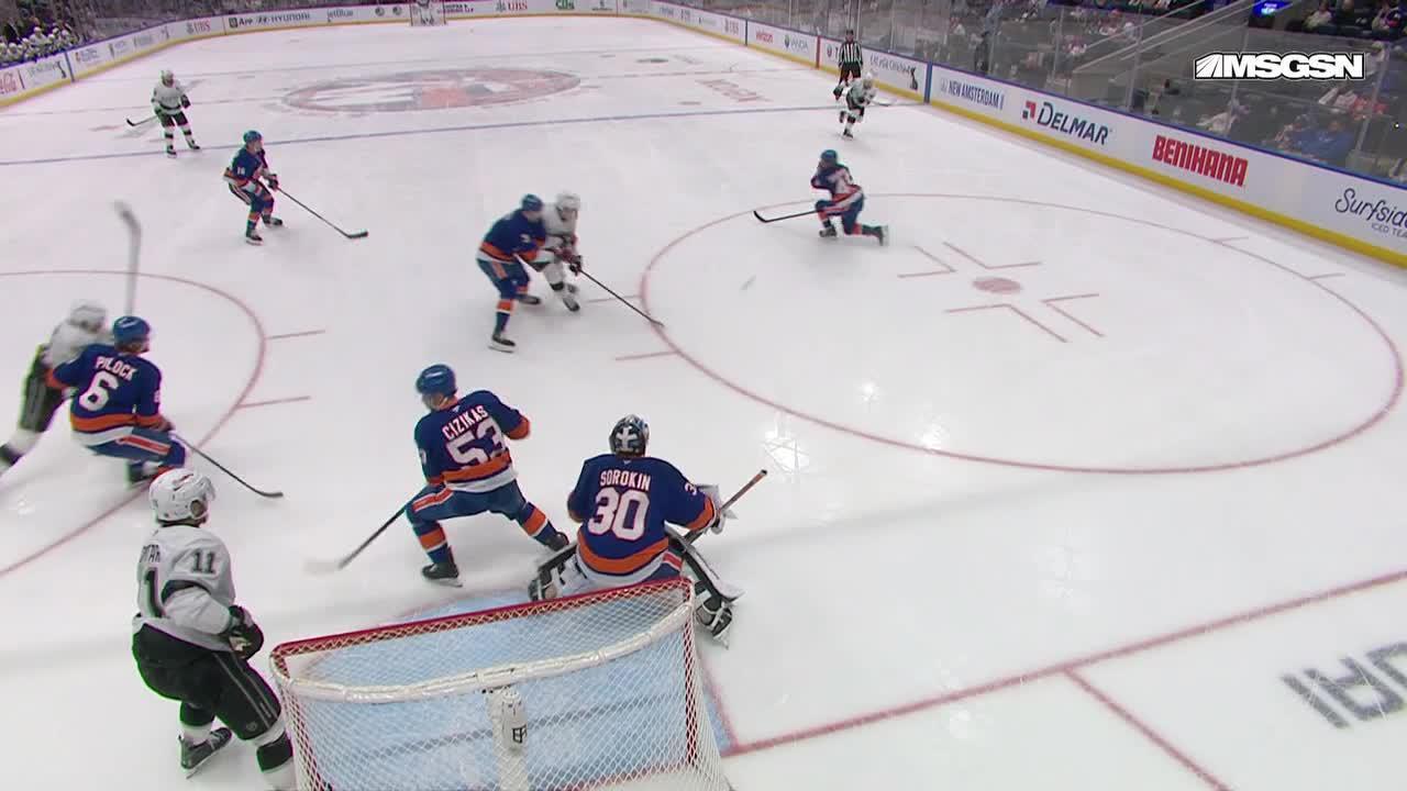 Kempe scores to lead Kings over Islanders 3-2