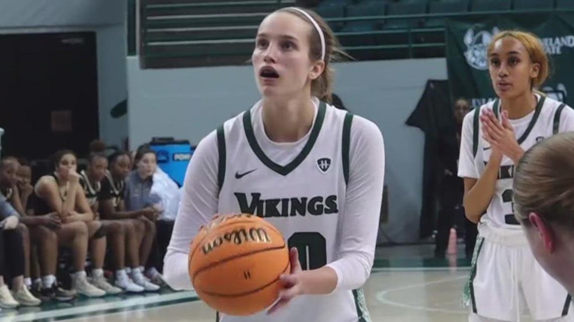 Macey Fegan's clutch free throws lift Cleveland State to 81-80 OT win over Oakland in Horizon League Tournament