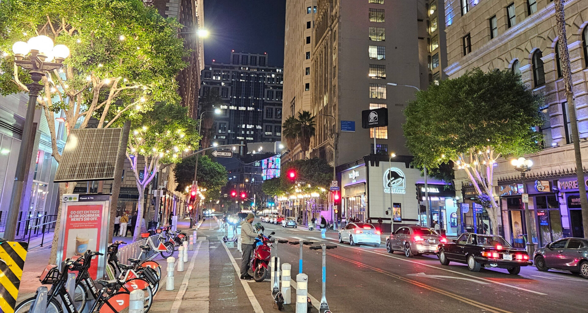 Los Angeles Moves to Fix 60,000 Broken Streetlights
