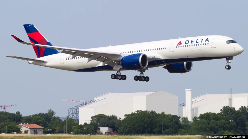 Delta Los Angeles to Sydney Flight with A350 Suffers Turbulence, 4 Attendants Injured
