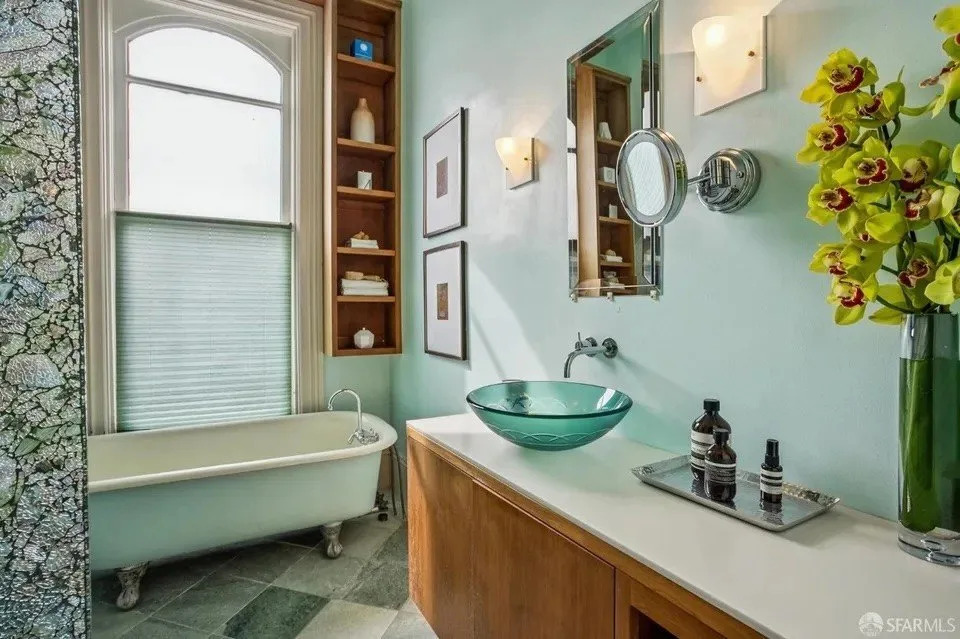 Victorian in San Francisco, CA, on sale for $3.5M