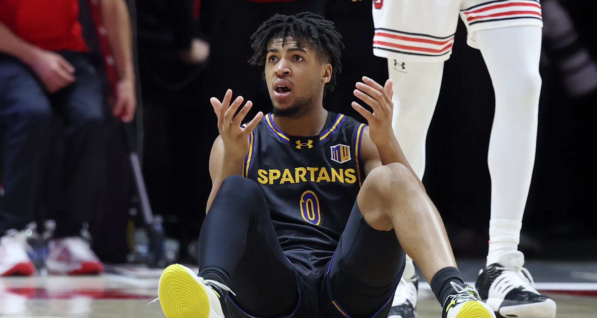 College basketball betting odds, pick