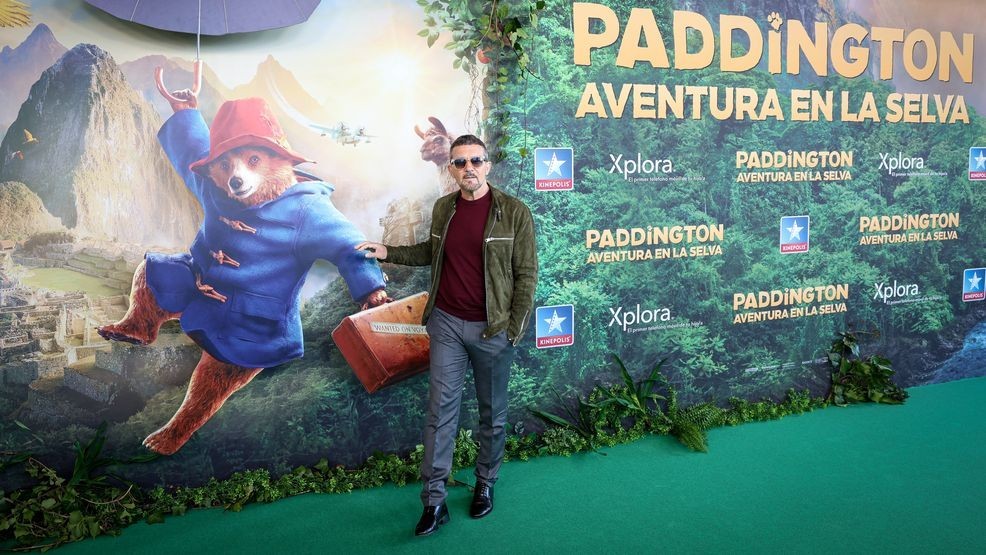 MADRID, SPAIN - FEBRUARY 16: Antonio Banderas attends the "Paddington. Aventura En La Selva" premiere at Kinepolis Cinema on February 16, 2025 in Madrid, Spain. (Photo by Pablo Cuadra/Getty Images)