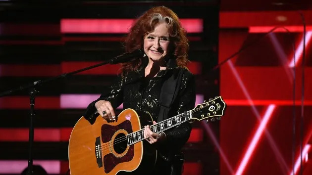 Bonnie Raitt performs onstage during the 62nd Annual GRAMMY Awards at Staples Center on January 26, 2020 in Los Angeles, California. (Photo by Kevork Djansezian/Getty Images)