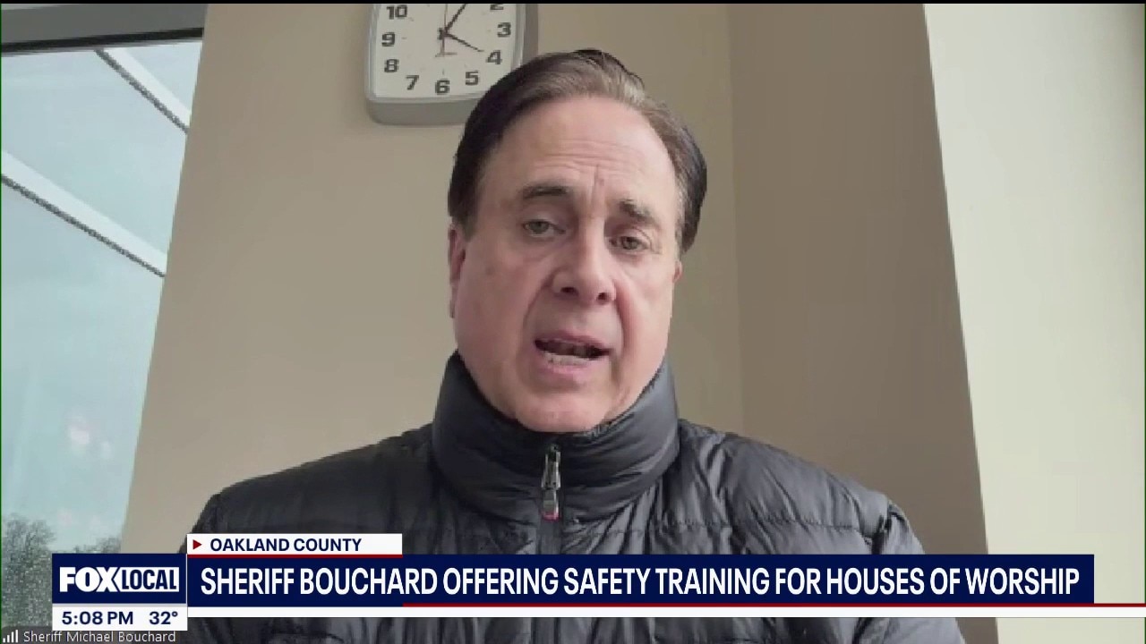 After attack at Temple Israel, Oakland County Sheriff offers safety classes