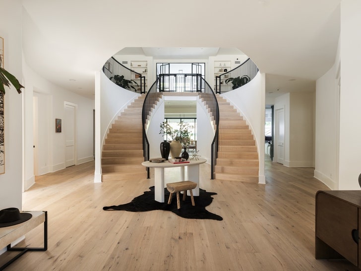 Meghan Trainor Lists LA Home 8