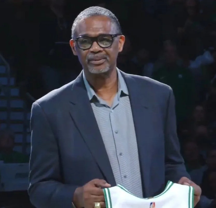 Glenn McDonald at Celtics alumni recognition ceremony