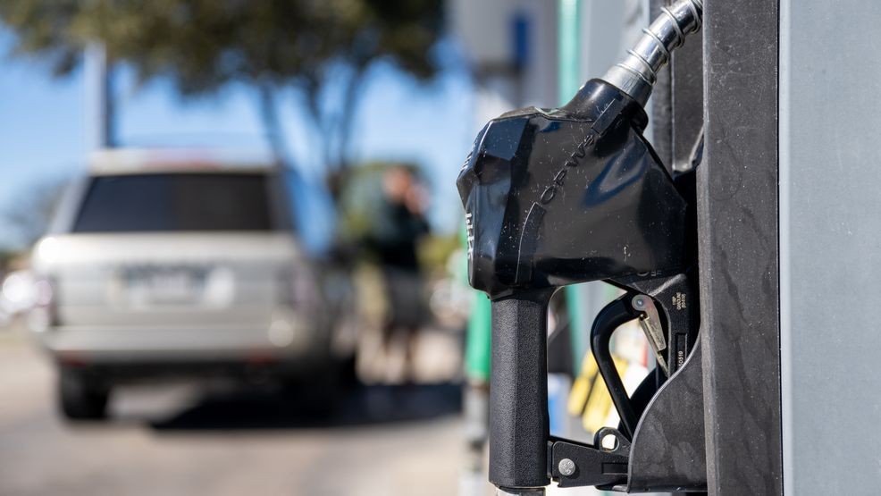 Kern County residents brace for higher gas prices amid U.S.-Israel strikes on Iran (Photo by Brandon Bell/Getty Images)