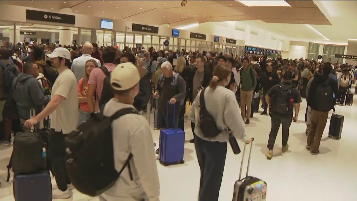 TSA wait times at San Diego International improve, though delays remain unpredictable
