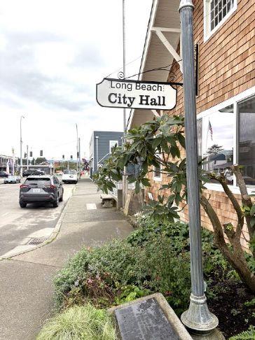 Reddy resigns from Long Beach council