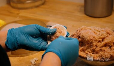 A chef making dumplings at Dumpling U in Fresno. (GV Wire/Eric Martinez)