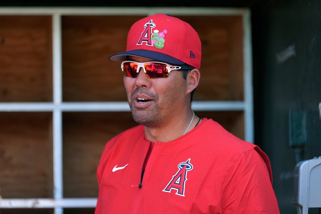 Angels’ 3-game win streak ends against A’s on windy day in Tempe – Orange County Register