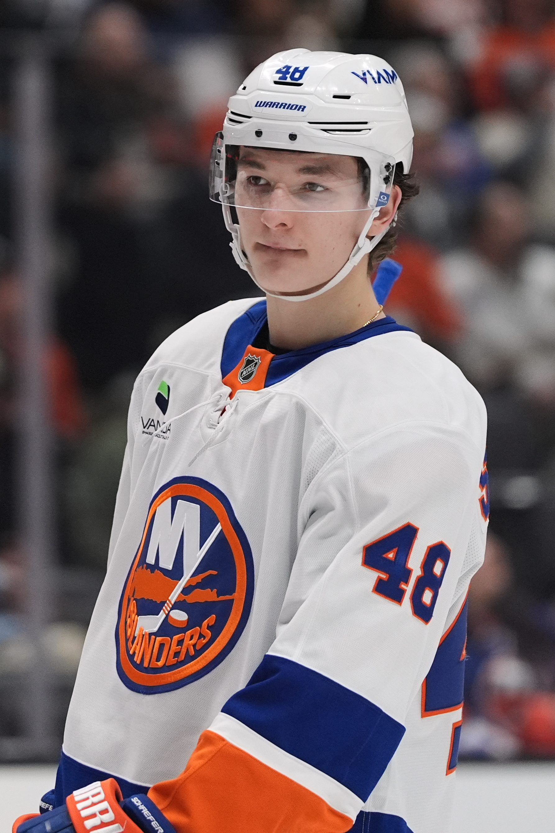 New York Islanders defenseman Matthew Schaefer looks on during the...