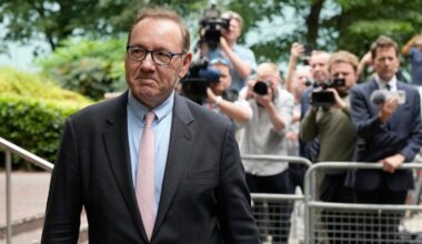 Kevin Spacey settles out of court over alleged sexual assaults – NBC Los Angeles