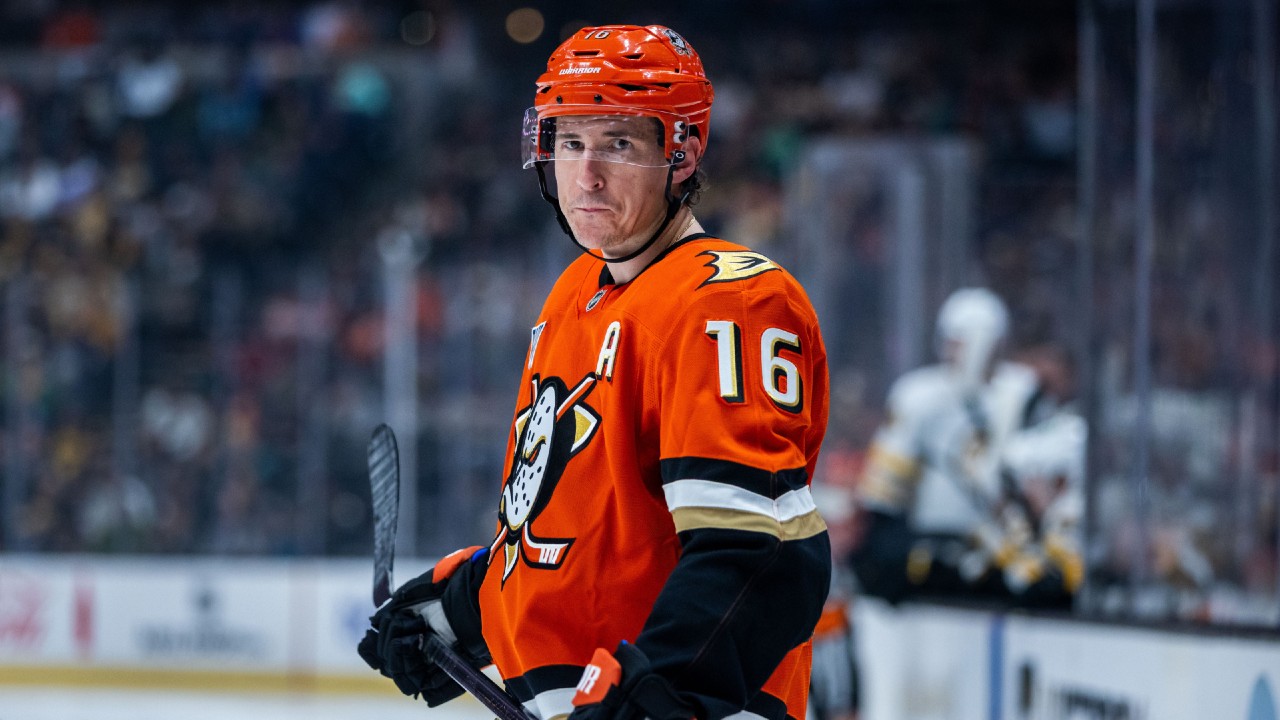 Flames acquire Ryan Strome from Ducks for seventh-round pick