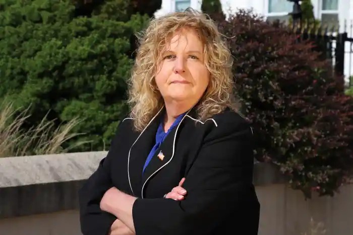 Long Beach man pleads guilty to attempted manslaughter after ambushing ex-coworker with axe