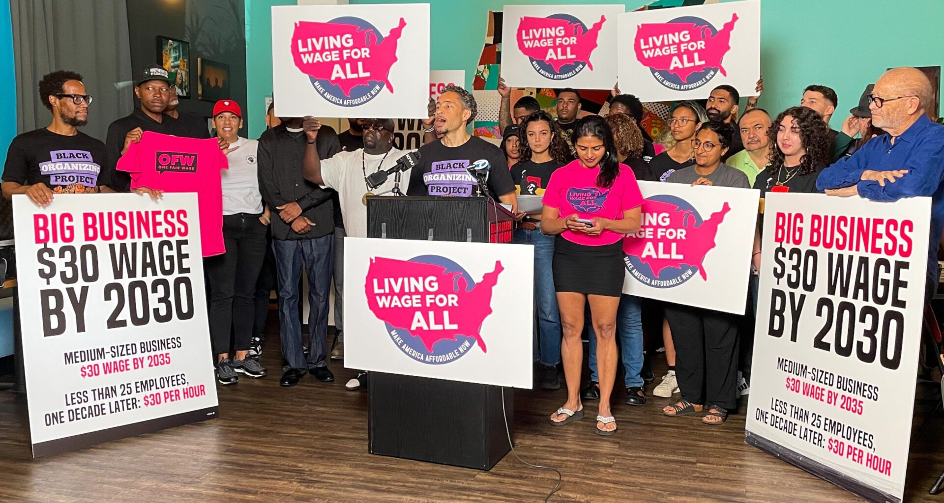 Coalition kicks off campaign for $30 minimum wage in Oakland, Alameda County