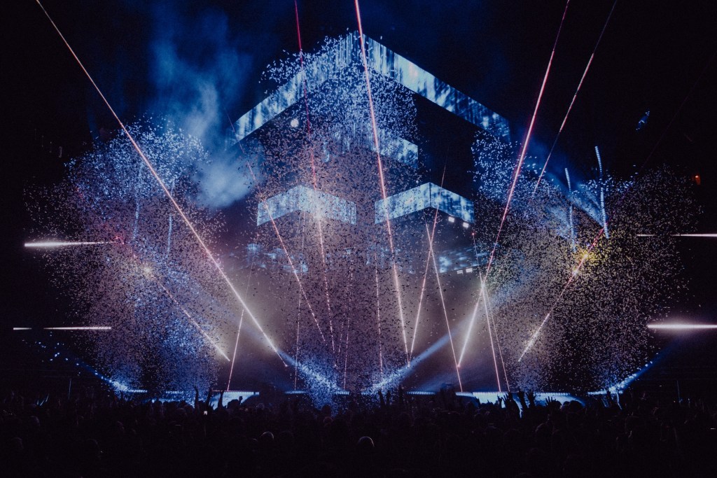 Bad Omens brings good metal tidings to Little Caesars Arena – The Oakland Press