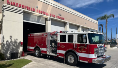 Bakersfield Fire Department seeks to purchase 2 fire engines
