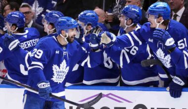 Maple Leafs lose Matthews, end eight-game skid in emotional win over Ducks