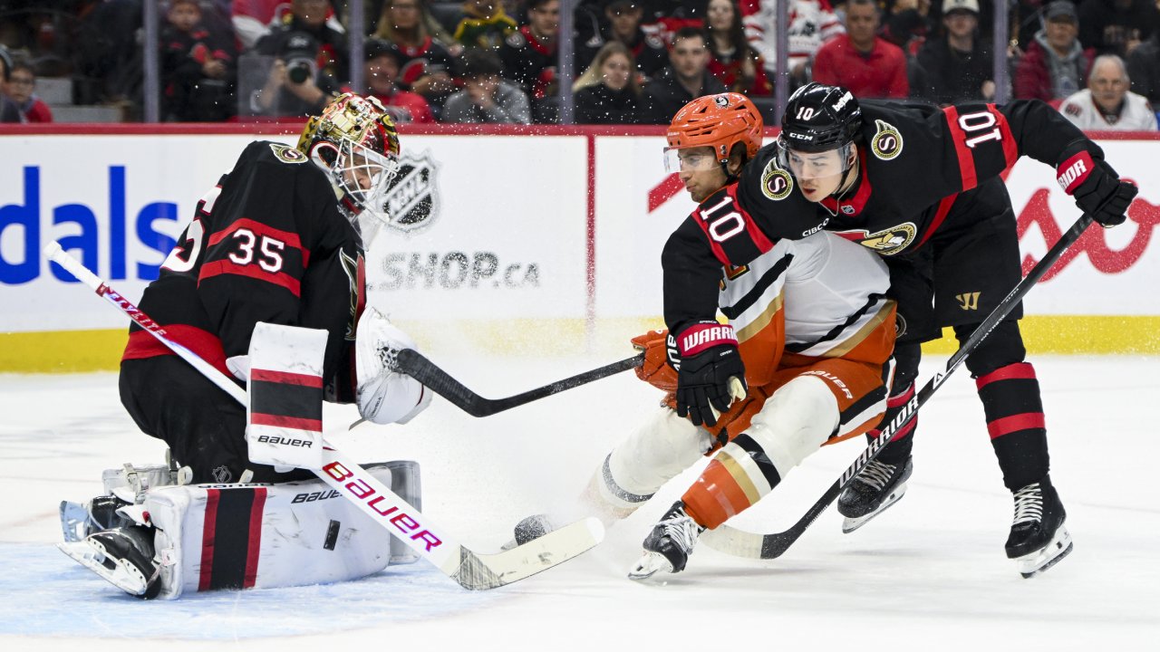 Ullmark earns second shutout of the season as Senators blank Ducks