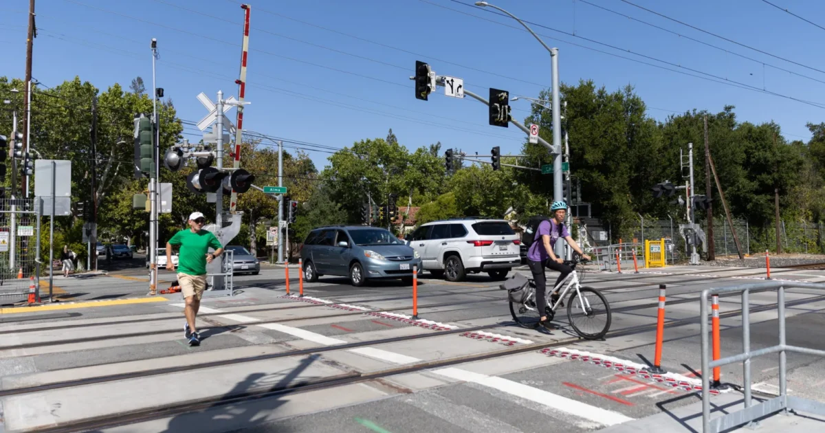 Palo Alto rail crossing closure debate weighs public safety, traffic congestion
