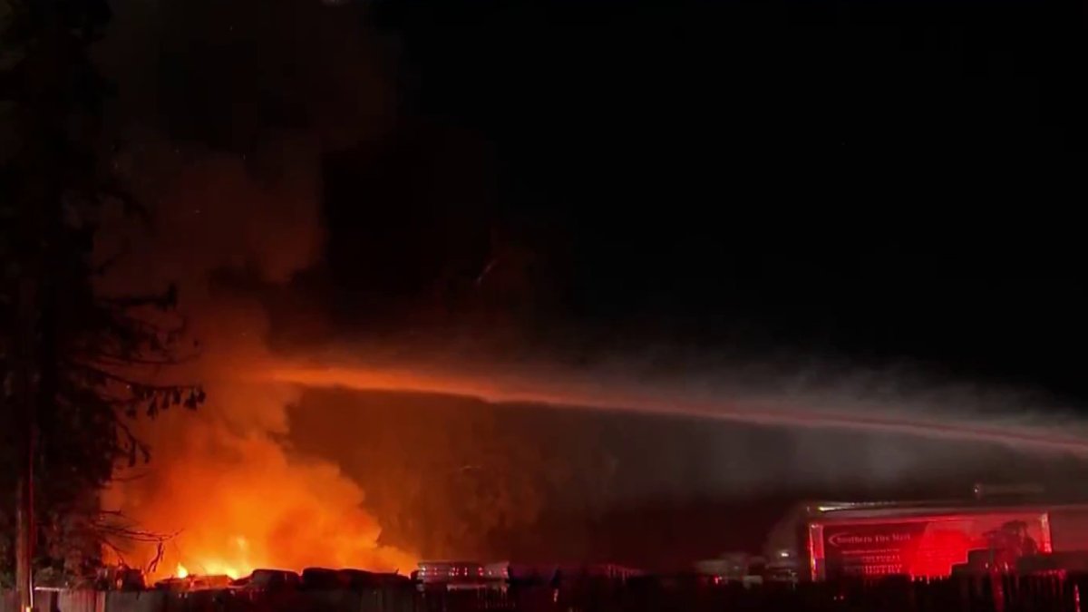 Crews contain fire involving large tires, vegetation in San Jose – NBC Bay Area