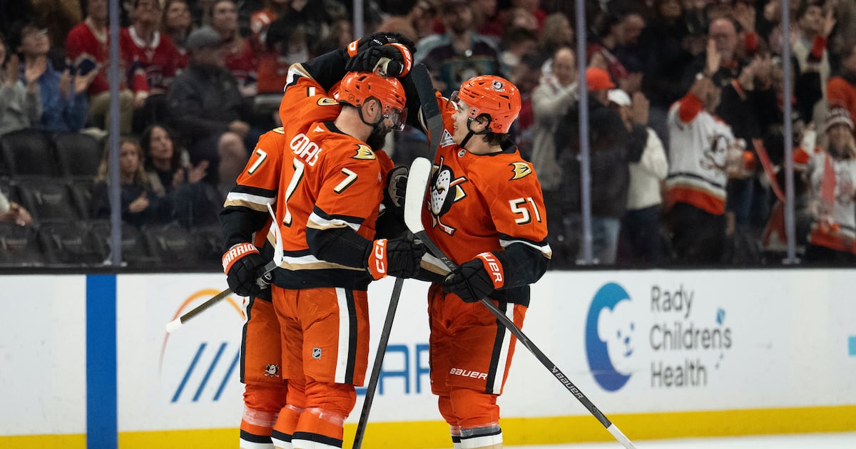 Chris Kreider scores tying goal, Killorn ends shootout in Anaheim Ducks' comeback win over Montreal Canadiens