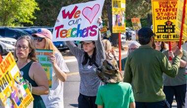 West Sacramento teachers reach strike to avert strike