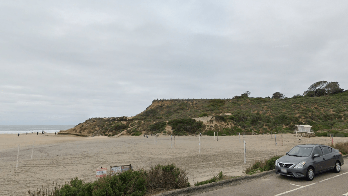 Bluff collapses at Del Mar’s Dog Beach – NBC 7 San Diego
