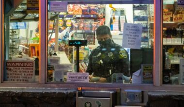 Oakland dad used son's phone to track down the child's suspected rapist, police say