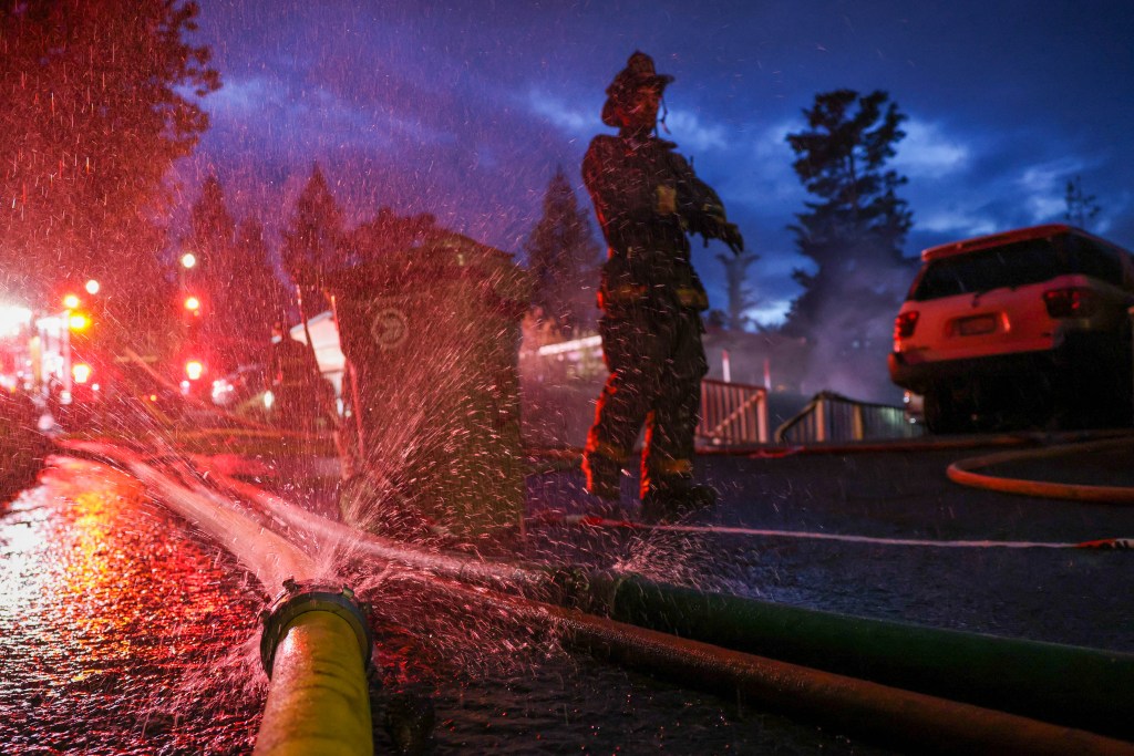 Wide-eyed jury watches video of Oakland man bursting into flames at murder trial