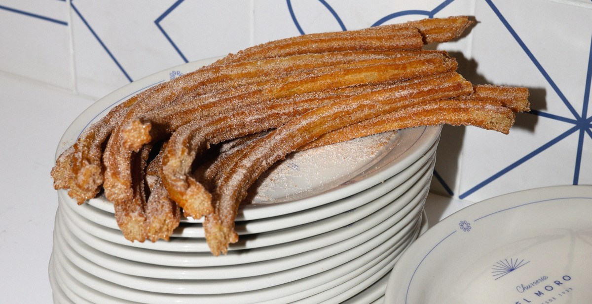 El Moro’s Legendary Churros Are Lighting Up Echo Park