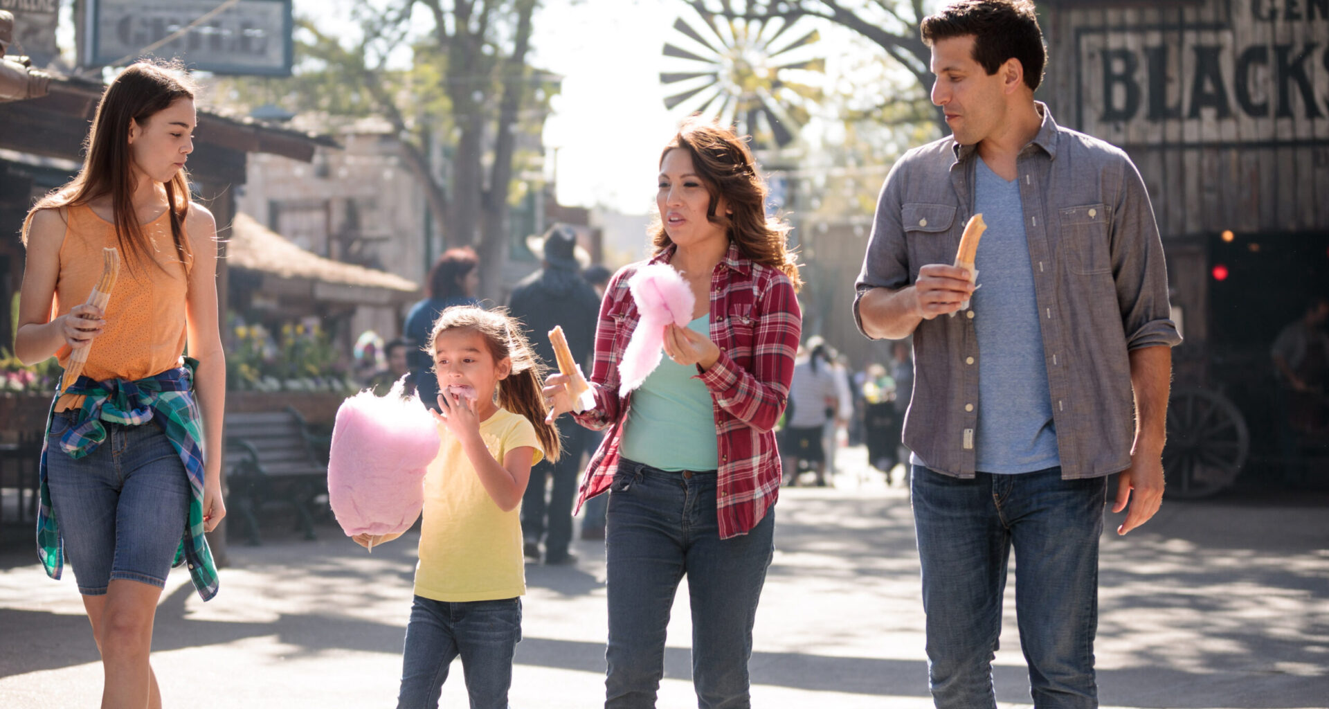 Knott’s Boysenberry Festival Returns March 13