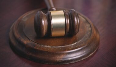 Hayward police officer charged with accepting bribe – NBC Bay Area