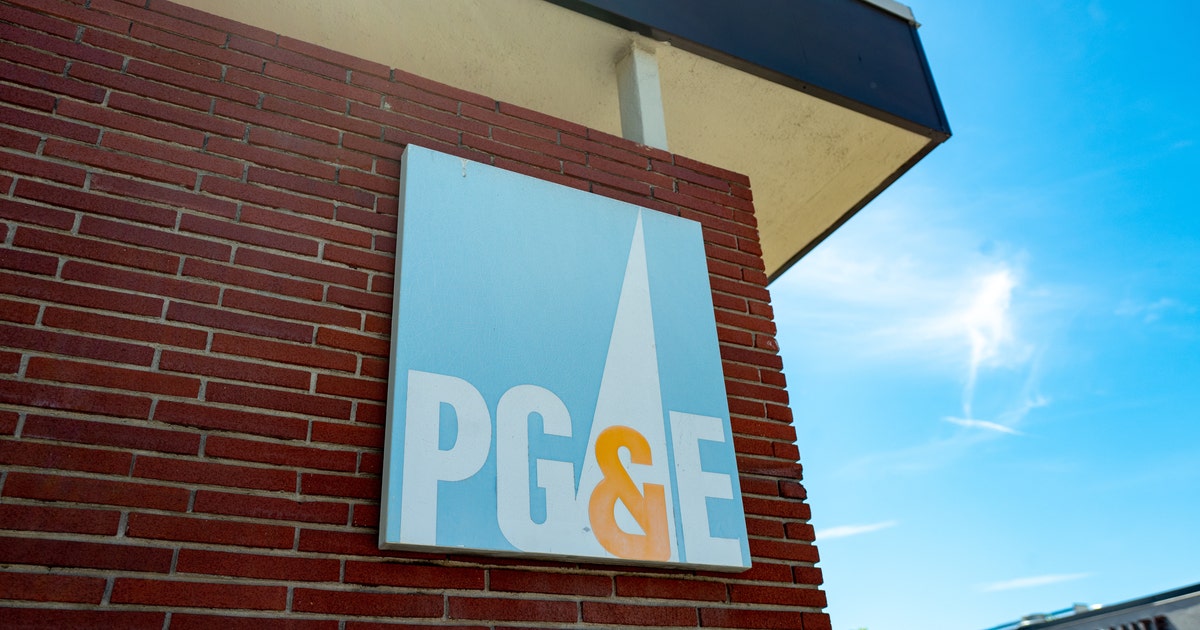 Thousands without power near San Francisco's Golden Gate Park