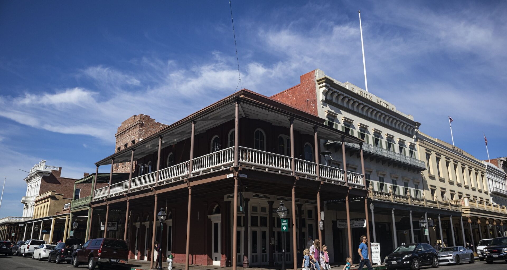 Traffic to Tahoe Looking Rough? Here's Where to Stop in Sacramento