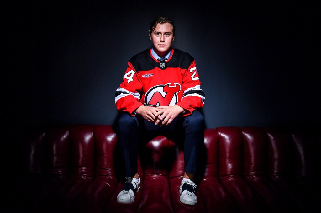 Ducks sign prospect Herman Träff to 3-year entry-level contract – Orange County Register