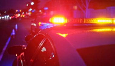 LAPD Officers Shoot Allegedly Armed Man in Wilshire Area Confrontation