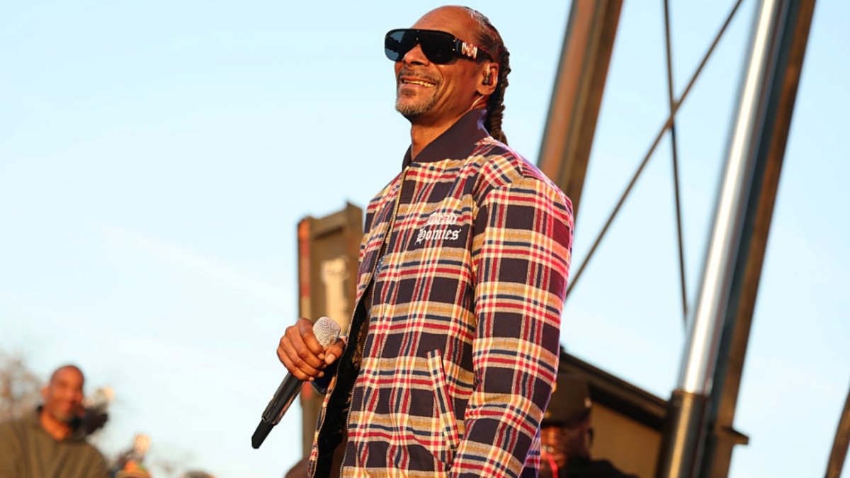 Snoop Dogg & Friends will headline the opening of the Long Beach Amphitheater – NBC Los Angeles