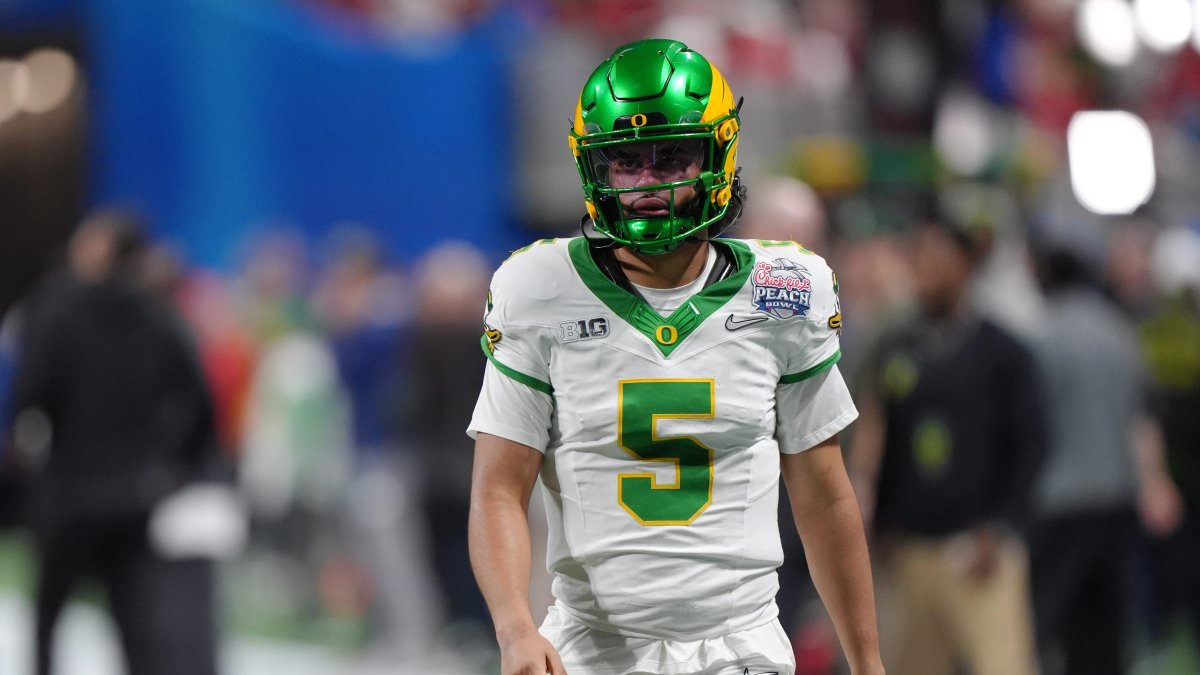 Oregon QB Dante Moore reveals depression fight, seeks support – NBC Los Angeles